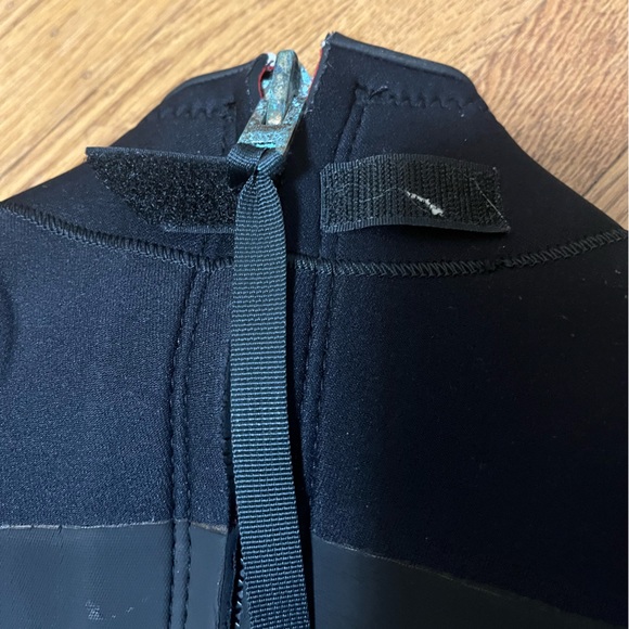 Aleeda 4:3 Wetsuit Large - Picture 6 of 12